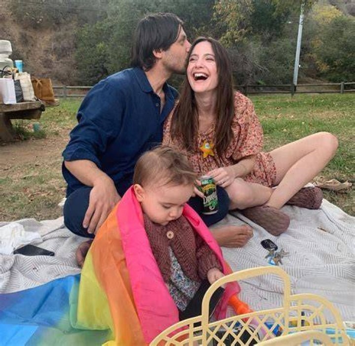 Alexa Nikolas Boyfriend: Is She Dating After Breaking Up With Mike Milosh?