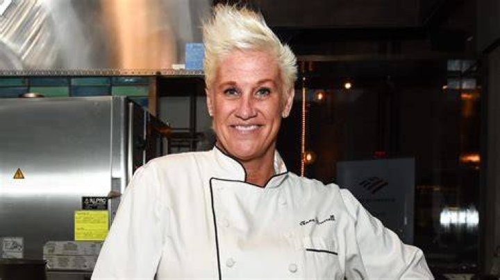 Food Network Star Anne Burrell Is Married to Stuart Claxton