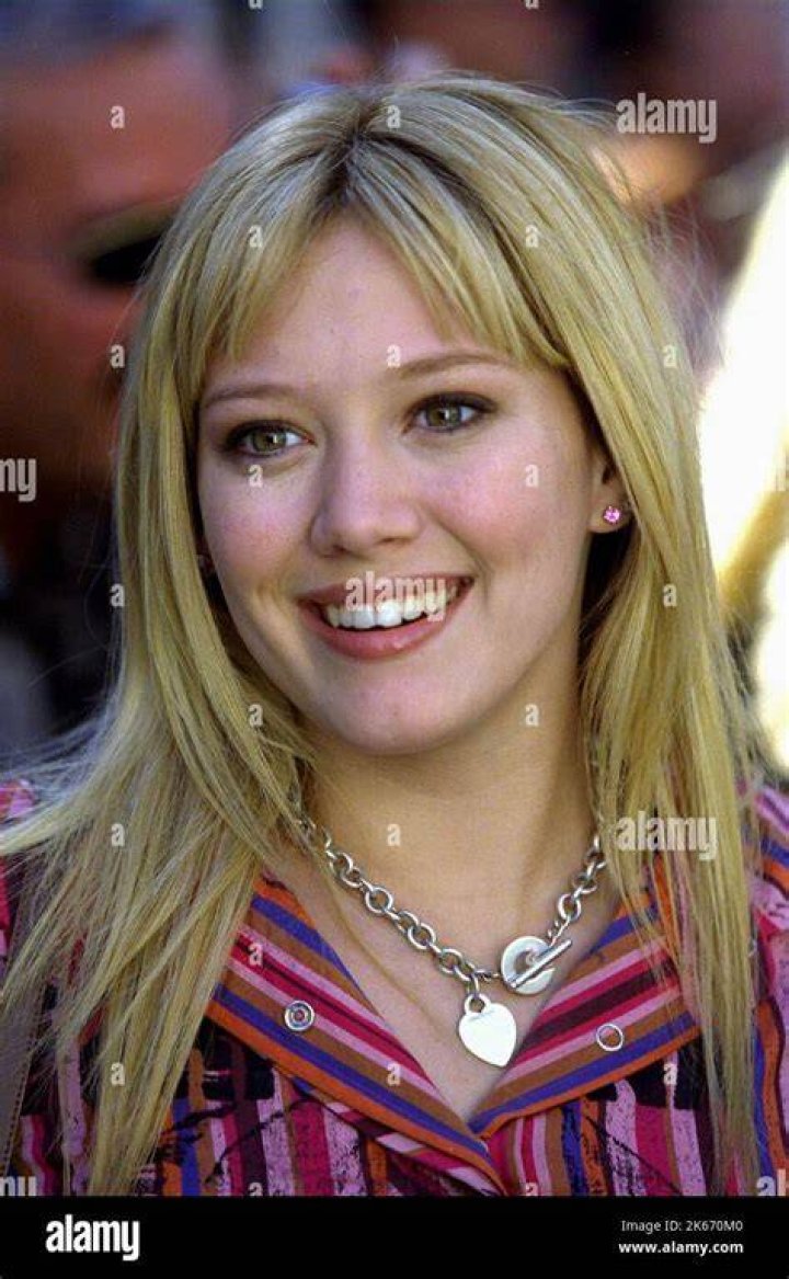 How old was Hilary Duff in Lizzie McGuire Movie? Celebrity ·