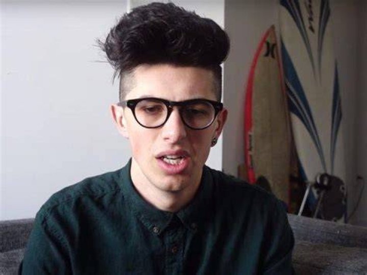 Sam Pepper ·