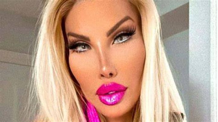 Who Is Nikki Exotika? ·